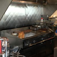 Shared grilling surface at Johnny Rockets in Bloomington