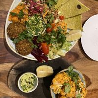 50 shades of ok and cauliflower wings at Organic Kitchen in Casablanca