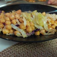 Main / Stir-fry cheakpeas with kimchi at Restaurante Amaltea in Cordoba