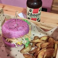 Cherry Bomb with potatoes at Flower Burger in Bari