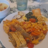 Leek & potato soup with buffet options (including salad & houmous) at Donna Veggie in Guimaraes