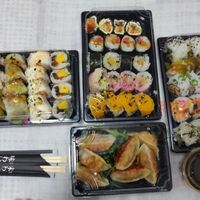 Gyosas + Combinado do Chef at Legumi Sushi Vegan in Lisbon