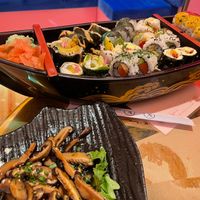 24 piece sushi & shiitake mushrooms at Legumi Sushi Vegan in Lisbon