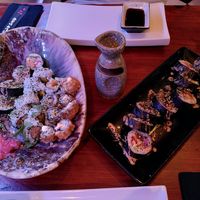 the crispy ones on the left are SO delicious. Left: 12€, right: 8€ at Legumi Sushi Vegan in Lisbon