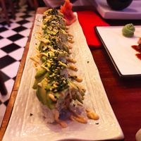 Avocado maki at Legumi Sushi Vegan in Lisbon