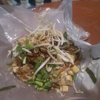 Pad Thaï take away 35B. Really good portion! Not hungry after that at Pad Thai Chao in Ayutthaya