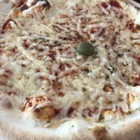 vegan margherita at Pizza 33 in Koper