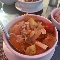 Vegan curry plates at Thonburi Thai Food in Collingwood