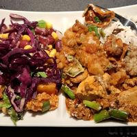 Salad and hot options at Sattgrün Kolumba Viertel - Mitte in Cologne