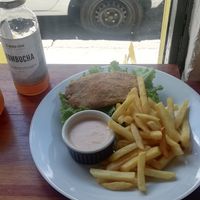 Chivita con papas fritas at Mango in Montevideo