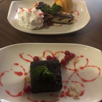Vegan desserts (highly recommend both, but if you have to choose one, take the chocolate square 😊)  at Uit India in Alkmaar