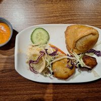 Gemengd voorgerecht at Uit India in Alkmaar