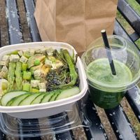 Green goddess salad and green juice 💚🌱 at Little Fitzroy Coffee in Edinburgh