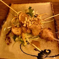 „Hähnchen“-Spieße mit Erdnusssauce at Quan Xanh in Leipzig