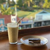 Postre y batido at Puerto&Co in Puerto Viejo De Talamanca
