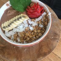 peanutbutter smoothie bowl at Botanik in Kerobokan Kelod