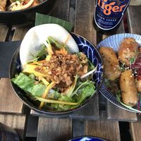 Bao bun and „Shanghai night"  at An Vegan House  in Hamburg