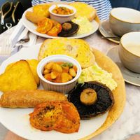 Vegan breakfast at Vertigo - Cross St in Manchester