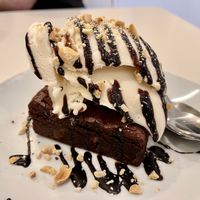 Brownie a la mode   at Loving Hut - Barber Lane - Maybe closed in Milpitas