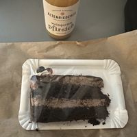 Kirschtarte (cherry) and peach juice   at Omas Backstube in Vienna