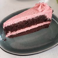 Himbeere-Schokoladetorte at Omas Backstube in Vienna