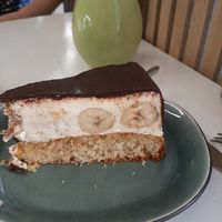 Bananatorte at Omas Backstube in Vienna