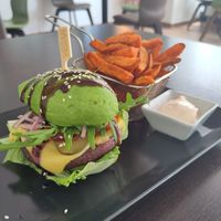 The beyond avocado burger at Loving Hut - Maria Kuhn Gasse in Vienna
