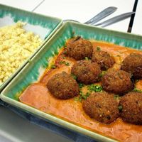Albóndigas de berenjena con curry y quinoa at Tasca 42 in Moraira