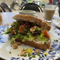 vegan california sandwich  at ECHT in Bergen