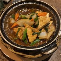 Sizzly caramelised tofu 🤤  at Sen Viet in London