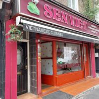  at Sen Viet in London