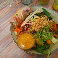 Sunny bowl at Yummy Bowl in Brussels