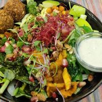 Holy bowl at Yummy Bowl in Brussels