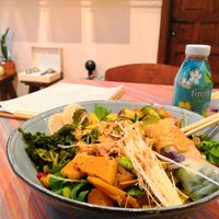 Sunny bowl at Yummy Bowl in Brussels