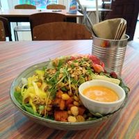 Sunny Bowl (vegan) at Yummy Bowl in Brussels