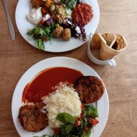 Mutabbaka and Maza-Variation at Maza Pita in Leipzig