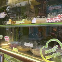 Food options at Little Bowl in Hanoi