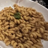 Vegan Mac n cheese (housemade cashew caramelized onion sauce)  at LJ's in Lake Stevens