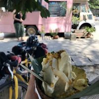 Island Breeze Bowl at Cruising Smoothly in Weligama