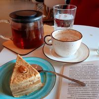 Tea and non-honey cake at Broccoli  in Kirov