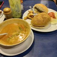 Noodle' hell soup, mushroom burger and cumcumber drink at Brown Bread Bakery in Varanasi
