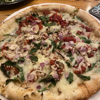 Spinach and mushroom with added onion and sundried tomatoes   at Great White Pizza in Panama City Beach