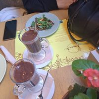 Hot chocolate (the real thick stuff!) And tofu pizza at Semente - Art - Coffee & Plant Based Food in Braga