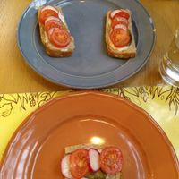 Cherry tomatoes toast at Semente - Art - Coffee & Plant Based Food in Braga
