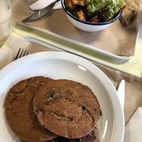 Pancake & Bob’s bowl at Bob's Bake Shop in Paris