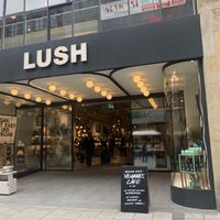 entrance  at Lush in Munich