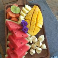 Fruit plate at Gecko Republic Jungle Cafe in Koh Tao