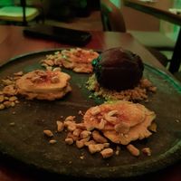 Sobremesa com açaí, banana e paçoca at Quincho Cozinha & Coquetelari in Sao Paulo