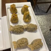 Dumplings and shao mai at Yi Wei Chinese Art in Genoa