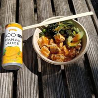 Vegan terriyaki quinoa bowl and mango juice at Yooji's Sushi - Bahnhofstrasse in Zurich